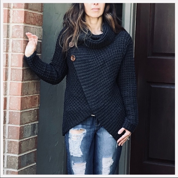 ✨LAST ONE ✨Black waffle knit cowl neck sweater - Picture 3 of 8